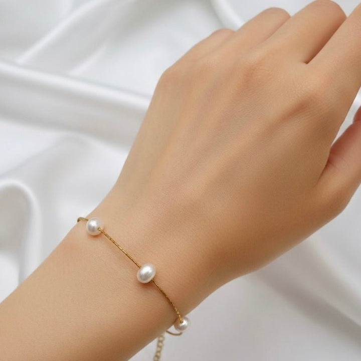 ADORÉ - Duestelle Italia