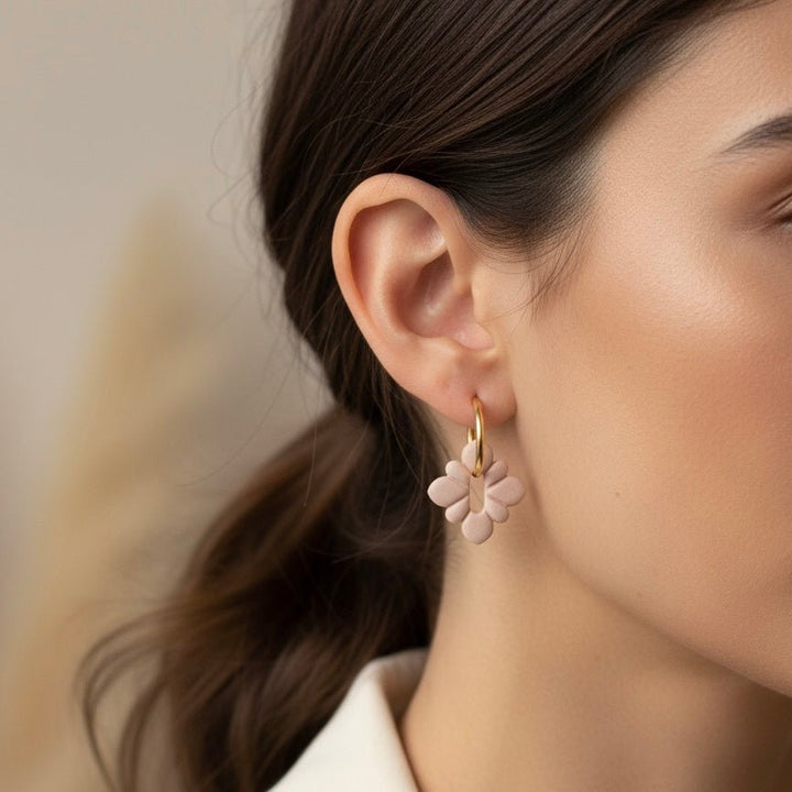 Arielle - Orecchini a Cerchio in Acciaio con Pendente - Handmade in Italy - Duestelle Italia