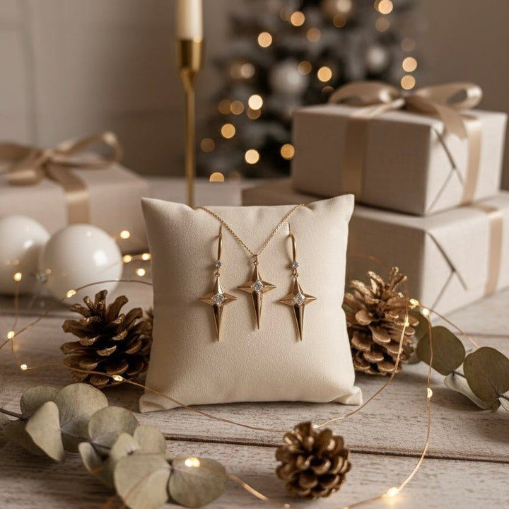 Caelis – Collana in acciaio placcato oro 18K con pendente Stella Polare e zircone - Duestelle Italia