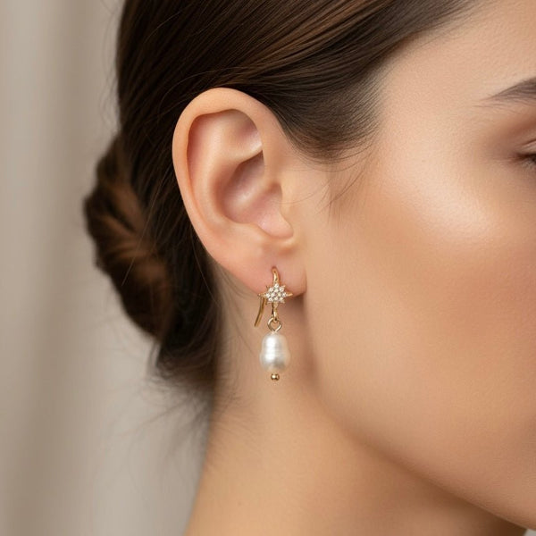 Elodie - Orecchini con perla di fiume e stella in zirconi – placcati oro 18K - Duestelle Italia