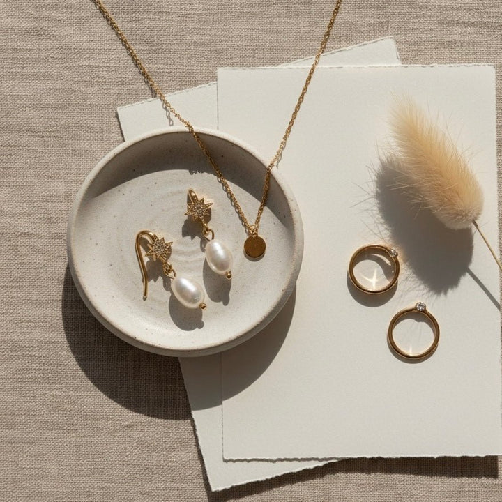 Elodie - Orecchini con perla di fiume e stella in zirconi – placcati oro 18K - Duestelle Italia