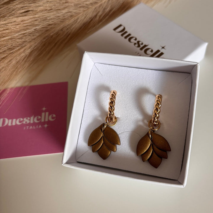 Hazel - Huggie hoops foglia - Duestelle Italia