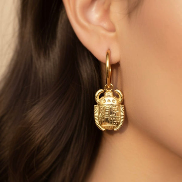 Huggie Hoops Scarabeo - Duestelle Italia