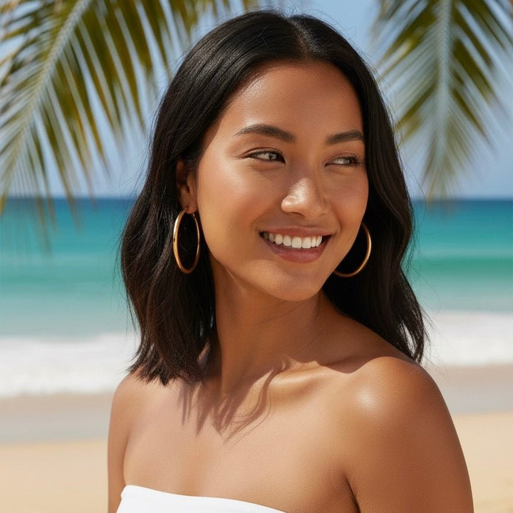 Nysa Hoops – Orecchini a cerchio grandi in acciaio placcato oro 18K, leggeri, anallergici e waterproof - Duestelle Italia