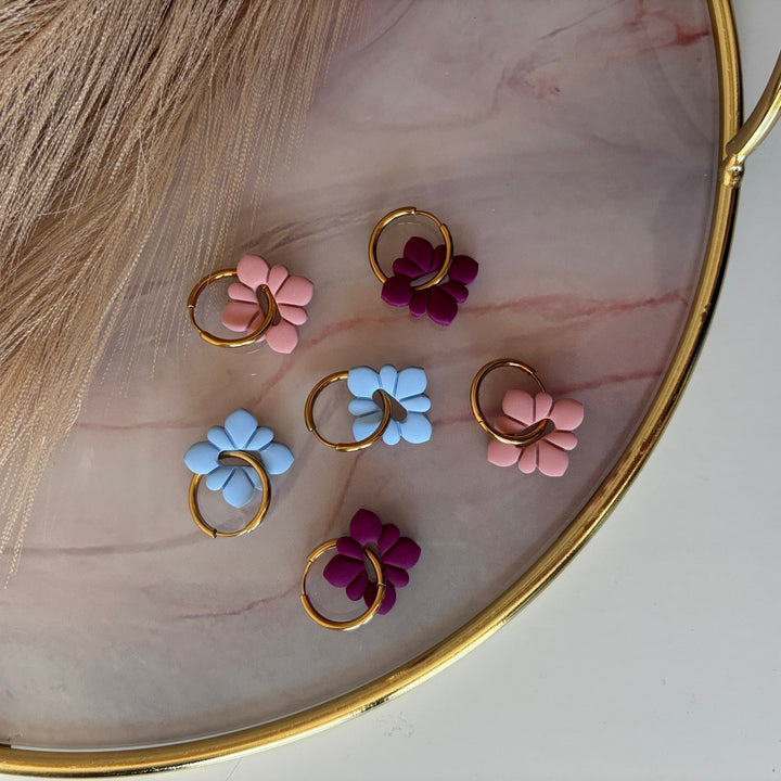 Orecchini a cerchietto artigianali in acciaio placcato oro 18k – Arielle Velvet - Duestelle Italia