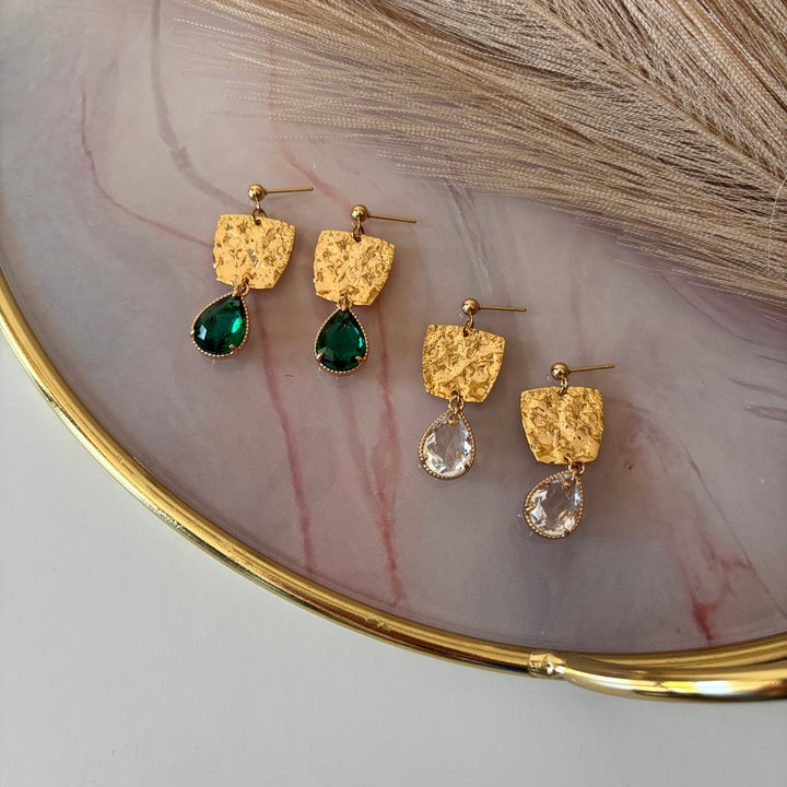 Orecchini pendenti in ottone martellato placcato oro 18k con cristallo – Handmade in Italy - Duestelle Italia