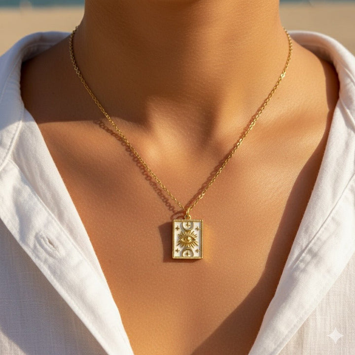 Serenity Pearl Protector Necklace - Duestelle Italia