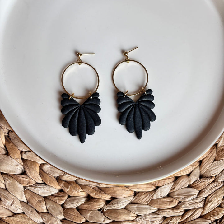 SOLEIL BLACK - STATEMENT EARRINGS - Duestelle