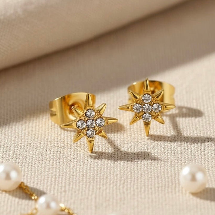 Tiny Stars - Orecchini a lobo stella oro con zirconi - Duestelle Italia