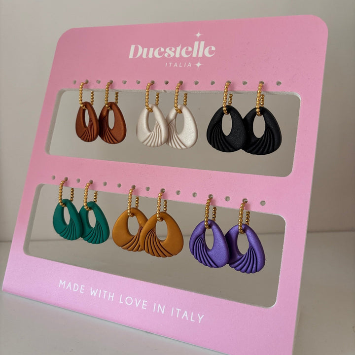 Urban Flow - Orecchini contemporanei a cerchio in acciaio placcato oro - Duestelle Italia