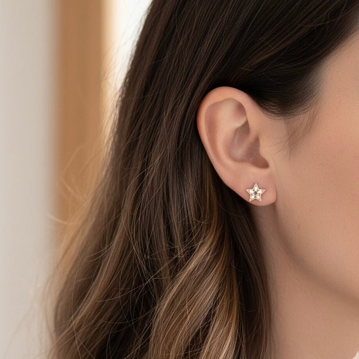 Vega - Orecchini a stella con zirconi – placcati oro 18K - Duestelle Italia