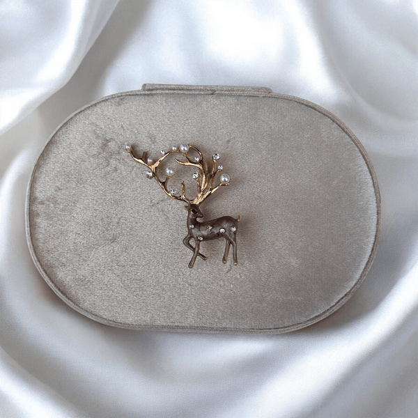 Velvet Reindeer – Portagioielli in velluto con spilla cervo dorato removibile - Duestelle Italia